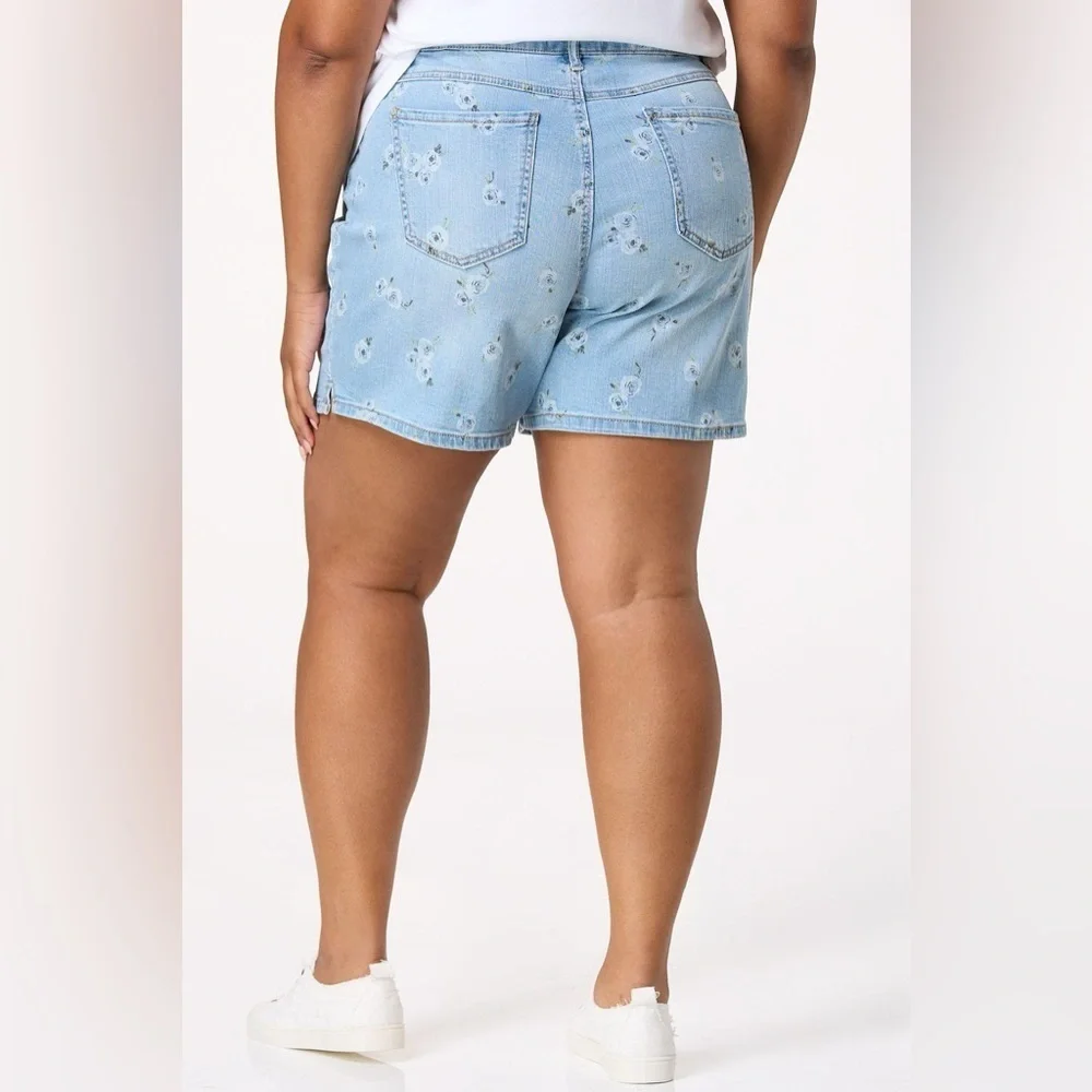 Cato | PLUS SIZE FLORAL PRINT DENIM SHORTS VARIOUS SIZES AVAILABLE